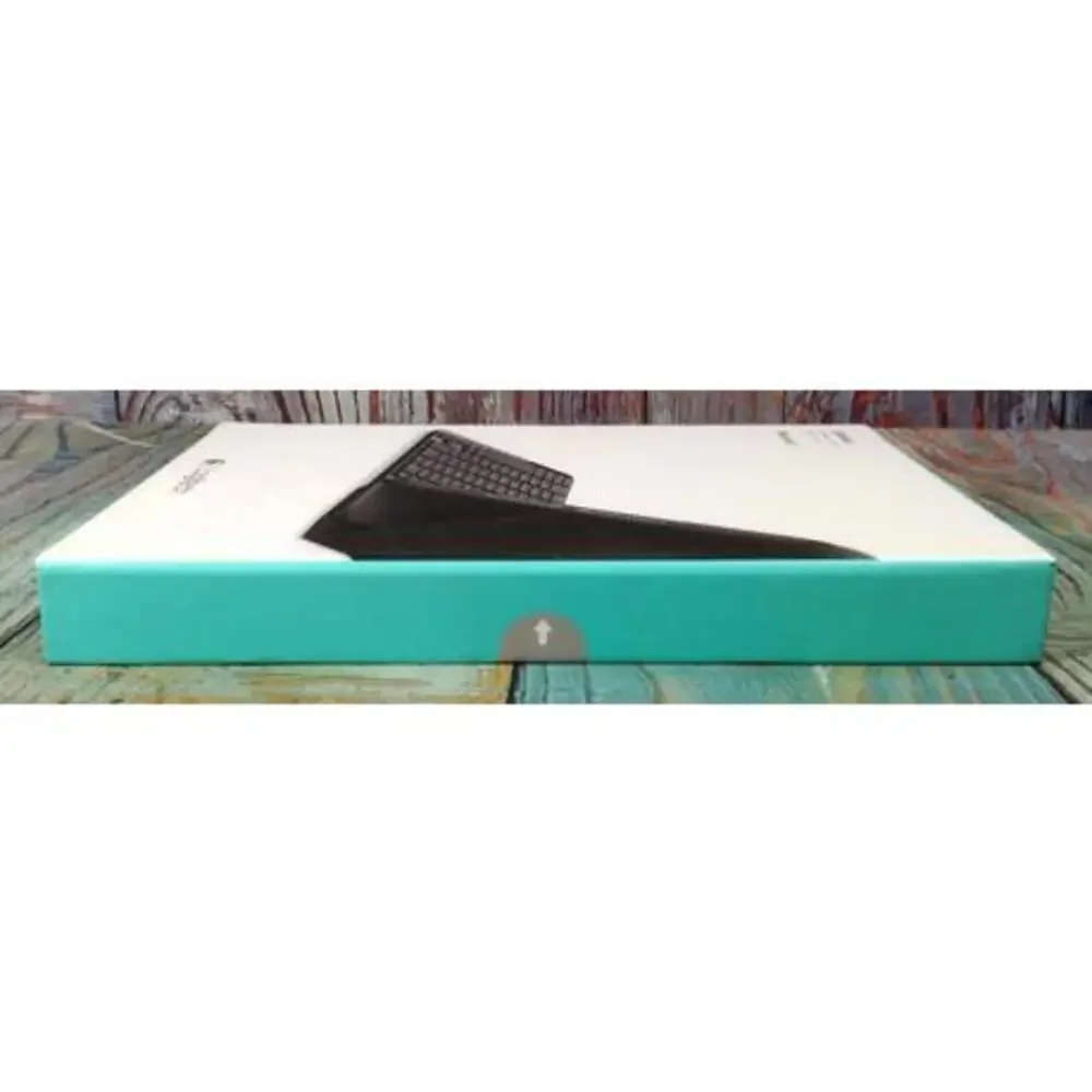 Logitech‎ CANVAS Keyboard Case for iPad Air 2 - OPEN BOX